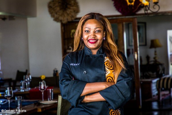 Jessy Chipindo, propietaria de un restaurante y clienta de la organización socia de Oikocredit Entrepreneurs Financial Centre (EFC) de Zambia
